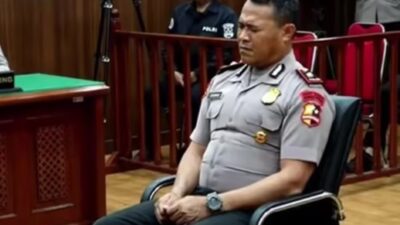 Gambar : Kompol Cosmas Saat Sidang Kode Etik
