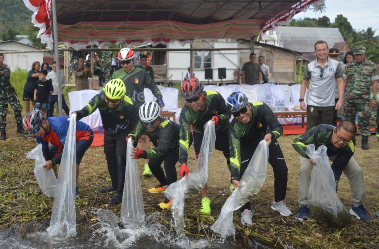 Fun Bike Keliling Danau Tondano Meriahkan HUT ke‑68 Kodam XIII/Merdeka, Padukan Olahraga, Bakti Sosial dan Pelestarian Alam 3 IMG 20260606 WA0083