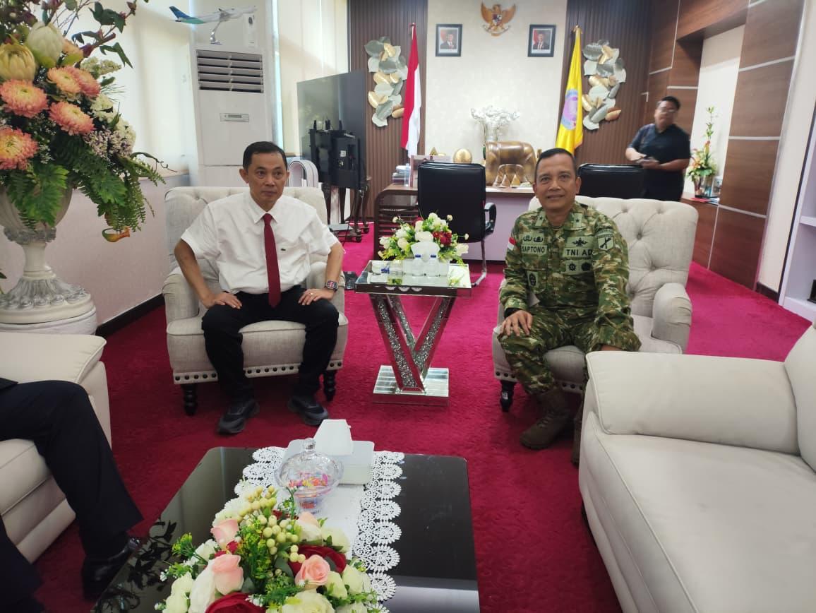 Wakil Gubernur Lemhannas RI Tiba di Manado, Disambut Jajaran Kodam XIII/Merdeka 2 IMG 20260619 WA0088