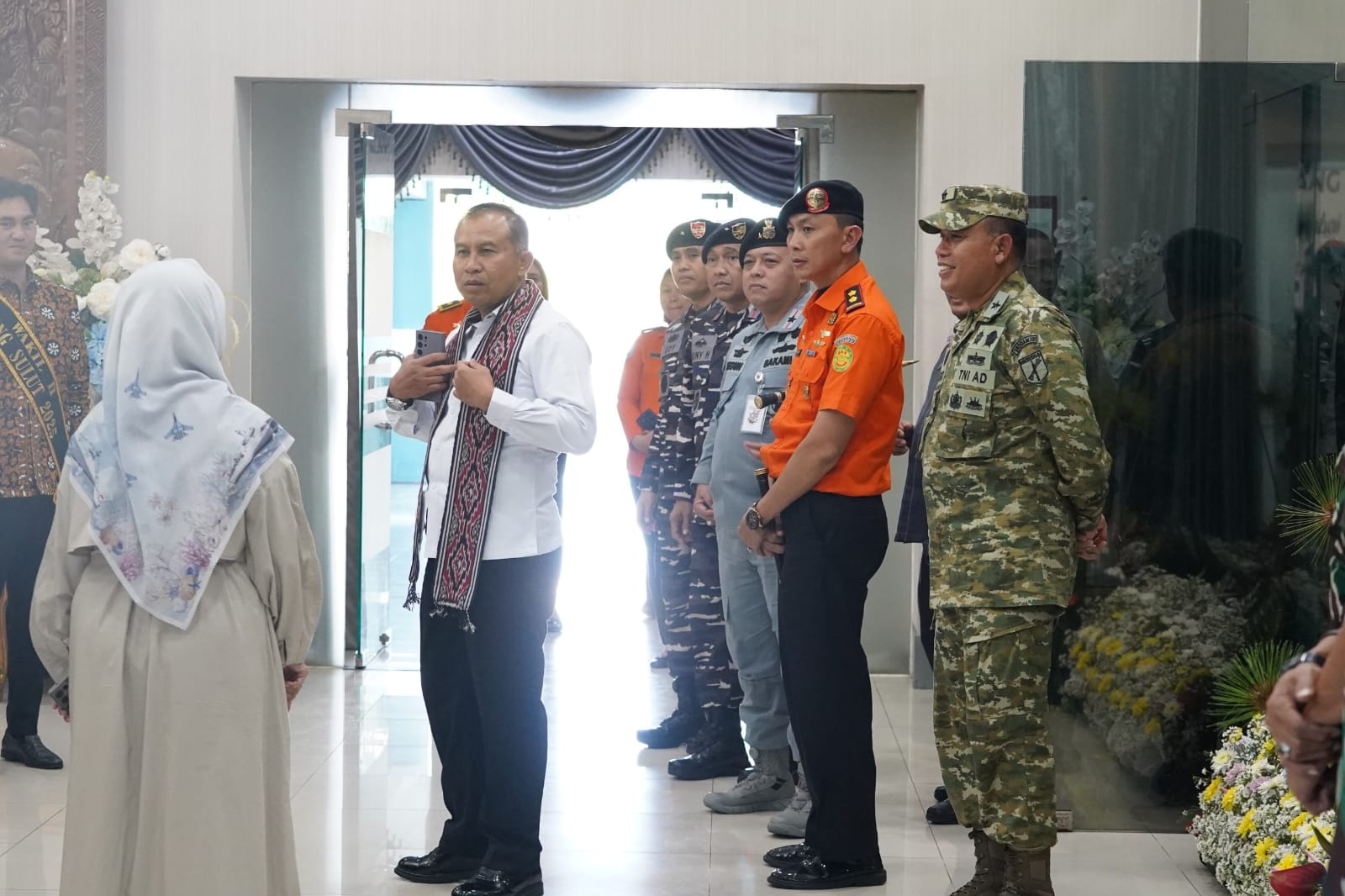 Kasdam XIII/Merdeka Sambut Kedatangan Kepala Basarnas di Manado 2 IMG 20260623 WA0065