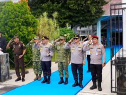 Kasdam XIII/Merdeka Ikut Antarkan Keberangkatan Kapolri dari Manado