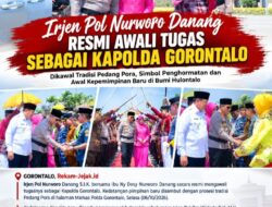 KAPOLDA BARU NURWORO DANANG RESMI MENJABAT, PEDANG PORA WARNAI PENYAMBUTAN DI GORONTALO